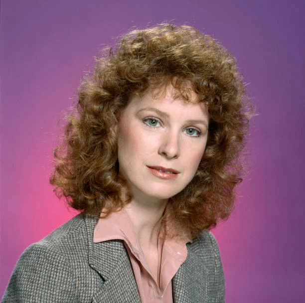 LINDA KELSEY IN Lou Grant 1978 Tv Old Photo 4 £5.69 - PicClick UK
