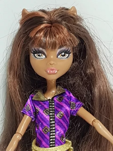 1992  Poupée Monster High Clawdeen Wolf Coffin bean    -n°25 2