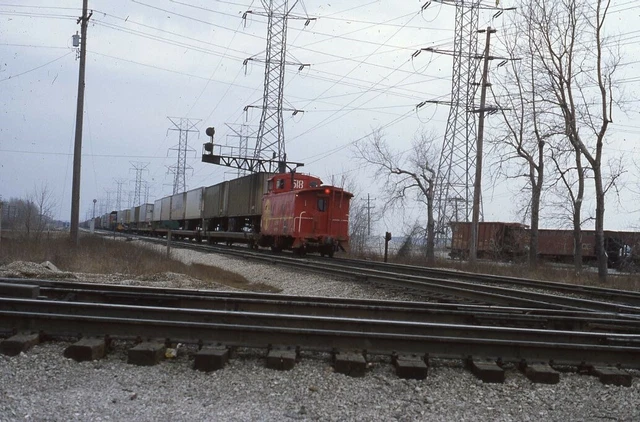 ATSF SANTA FE Railroad Train Caboose 999518 Original 1980 Photo Slide