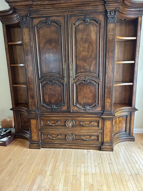 Vintage Walnut Henredon Cabinet / Armoire / With Lighted Display & Glass Shelves