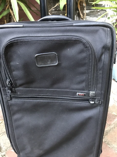 Tumi Alpha 2 wheel, 22” expandable carry-on Luggage. Good condition. 2