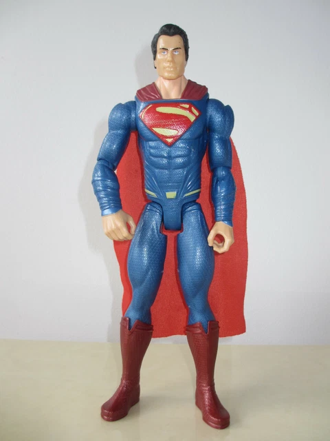 DC UNIVERSE DC COMICS - Pack Figurine Superman 30 Cm + Accessoires