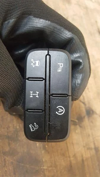 FORD RANGER WILDTRAK 2011-23 Traction Control Switch With Stop Start ...