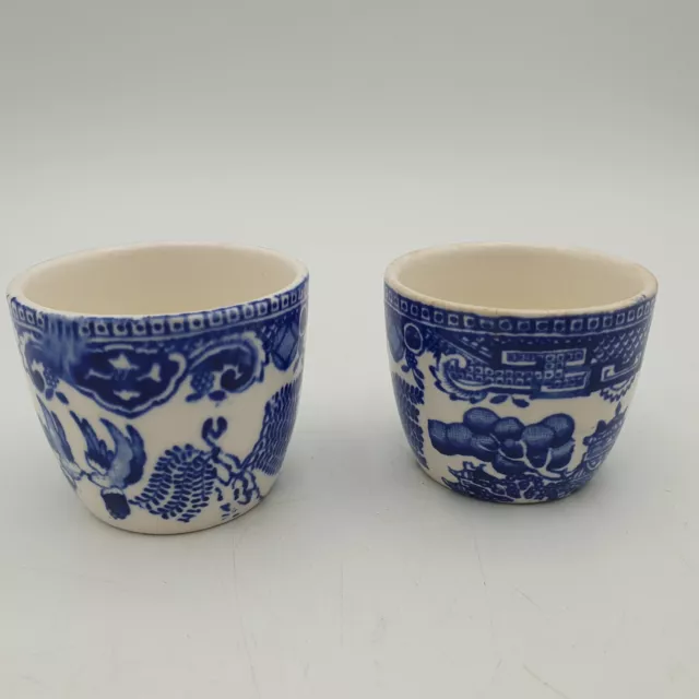 vintage Alfred Meakin egg cups from the 1930s in a Blue and white Willow pattern