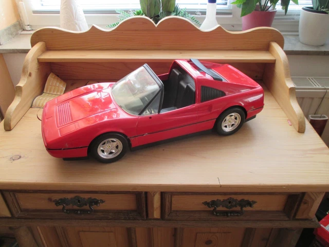 Vintage années 80 Barbie Red Ferrari Cabriolet Voiture de sport