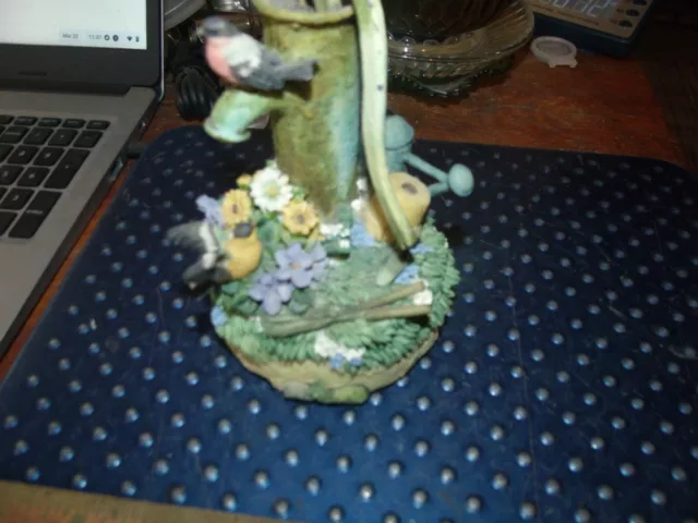 Westland #373 Green Hand Water Pump Birds Flowers Music Box You Are My Sunshine