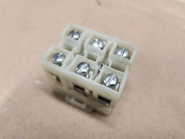 Hobart AM14 Commercial Dishwasher Terminal Block OEM 294325-015-1