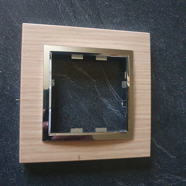 Plaque De Finition Hager Kallysta EPURE Verre Cristal Nuage - Sans Emballage, Occasion