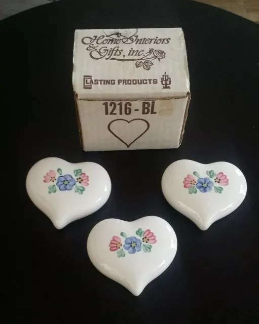 Vintage Ceramic Decorative  Hearts Hand painted with original box made in USA