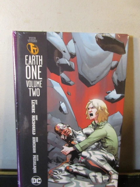 Teen Titans Earth One Hc Vol 02 Dc Comics~