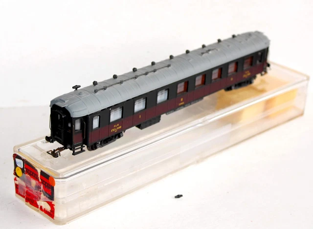 FRANCE TRAINS HO 226 VOITURE VOYAGEUR COMPARTIMENT 3e Cl. PLM SNCF WAGON AMENAGÉ / PROCHE NEUF - Collection