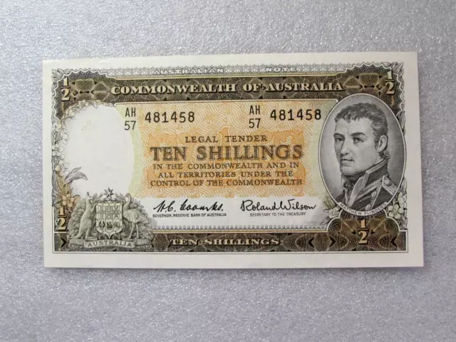 1954 - 60's 10 SHILLINGS NOTE COMMONWEALTH OF AUSTRALIA SUPERB  XF/AU