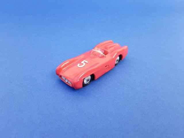 Miniature Voiture 1/43 Norev N°13 Mercedes-Benz Compétition - Rouge, Fabrication France, Occasion (pare-brise Absent)