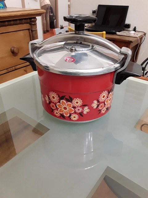 Ancienne cocotte minute seb 6 litres orange  a fleurs neuf jamais servie vintage