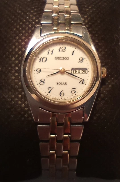 SEIKO SOLAR WATCH Ladies V138-0AA0 New Capacitor Classic Collector
