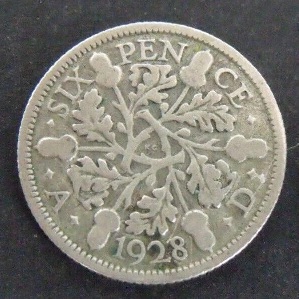 1928 GEORGE V SILVER SIXPENCE  ( 50% Silver )  British 6d Coin.   698