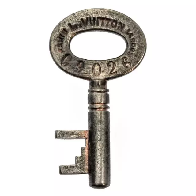 Antique LOUIS VUITTON Steamer Trunk Key Code '09026' c.1900-1910 1½" - ref.k155