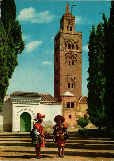 CPM Marrakesh- La Koutoubia et les Marchands d'eau MAROC (880483)