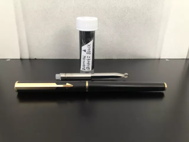 Vintage Parker Arrow Black Matte GT Fountain Pen with converter & Ink vial