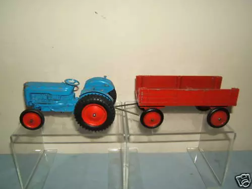 CRESCENT TOYS No.1803 FORDSON DEXTA TRACTOR +TRAILER