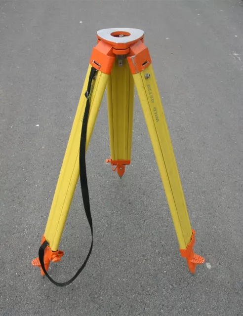 Leica GST20 Holz Stativ tripod Theodolit Totalstation Wild Heerbrugg GST 20