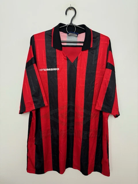 Maillot D'entraînement Vintage Southampton FC (The Saints) - Taille XL/2XL - Occasion Très Bon état