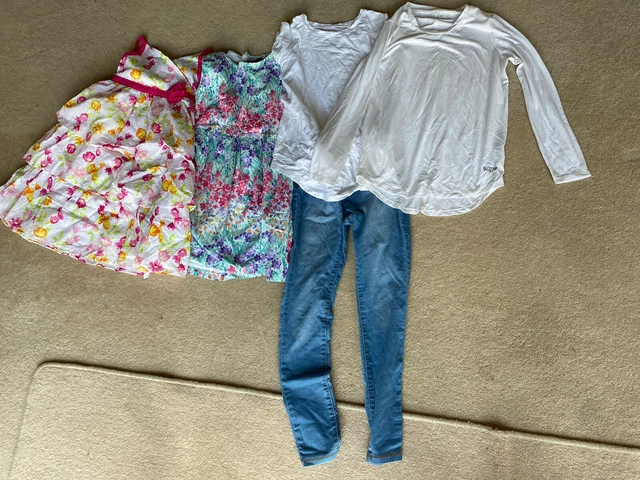 Bundle of girls clothes gap joules age 8-10 VGC
