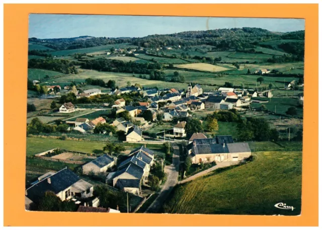 BRASSY (58) VILLAS & EGLISE en vue aérienne en 1982