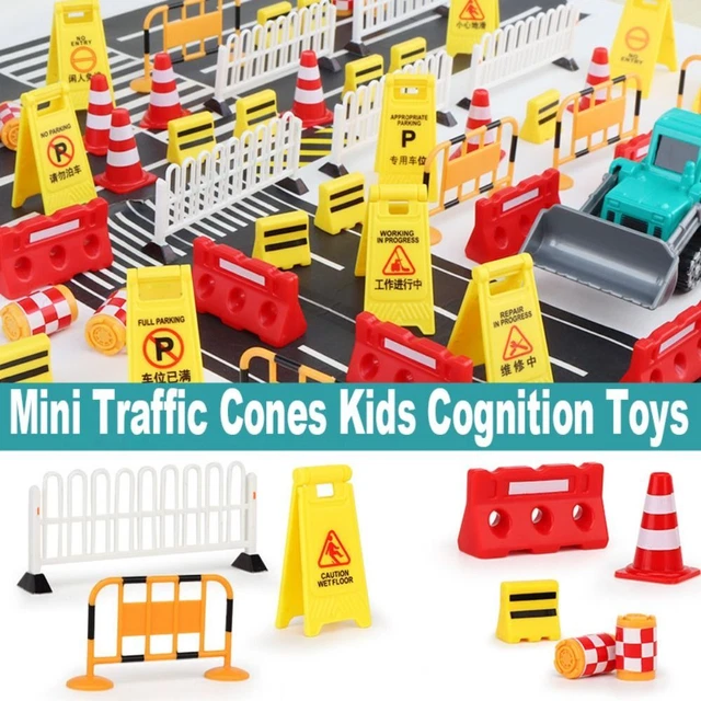 Cognition Street Scene Model Mini Traffic Cones Road Signs Road Block Fences