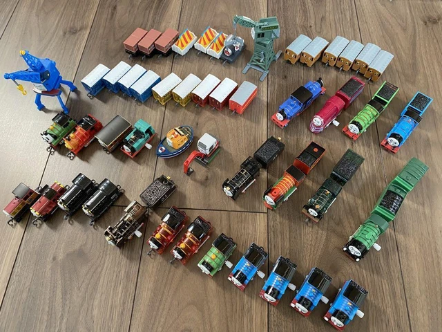 thomas-friends-capsule-plarail-esther-mavis-gina-annie-clarabel