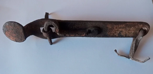 CHIAVISTELLO PORTONE ANTICO IN FERRO BATTUTO FORGIATO A MANO completo