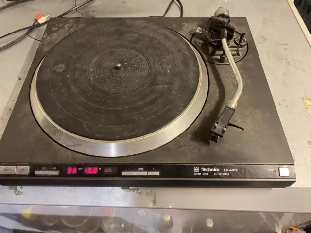 Platine disques vinyle tangentielle vintage Technics SL-7 à réviser