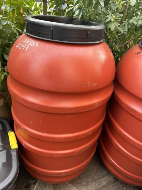 USED 220 Litre Large Plastic Barrel Water Butt / Container With Screw Top Lid