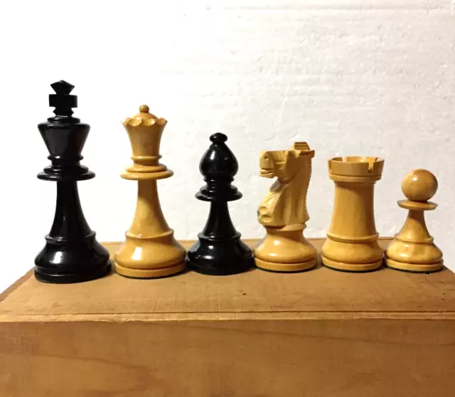 Rare Vintage Large Wooden  Lardy Chess Set  Pieces 4 1/4" King with Box