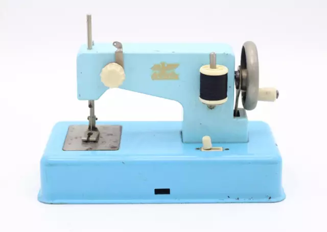 CASIGE Kindernähmaschine Blechspielzeug in babyblau 60er Vintage W.-Germany