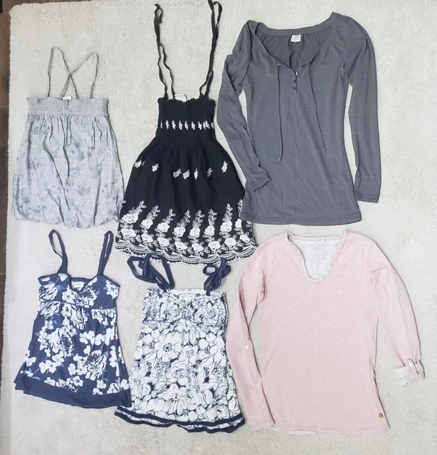 Bundle Of Clothes Size XS/S Women