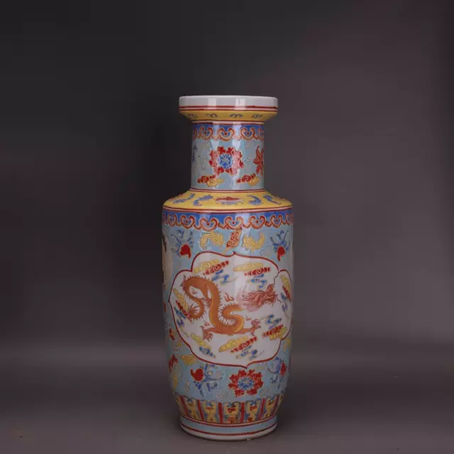 Estate China Freehand Sketching Qing Famille Rose Porcelain Dragon Vase