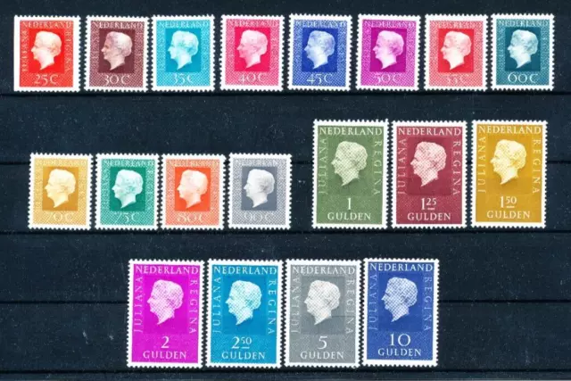 F24  Netherlands complete set of Queen Juliana 1969-1976   Very Fine MNH