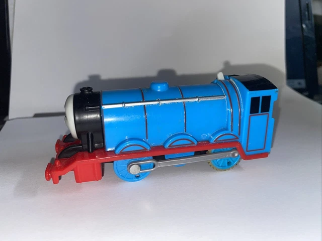 Train Jouet Motorisé Thomas & Friends - Locomotive Gordon Pour Enfants 3 Ans Et Plus, Compatible Avec Les Circuits Thomas
