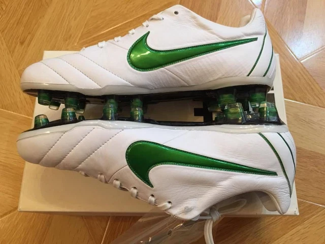 Nike Tiempo Legend Elite 453955-130 42,5 Carbonsohle Neu