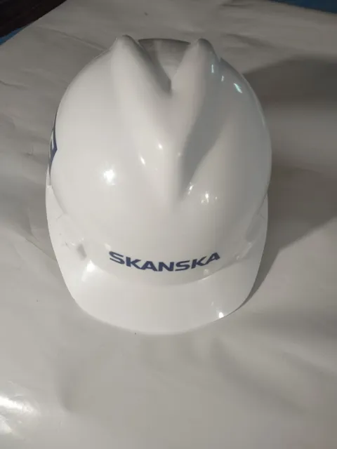 Medium Skanska White Safety Hard Hat Construction Helmet
