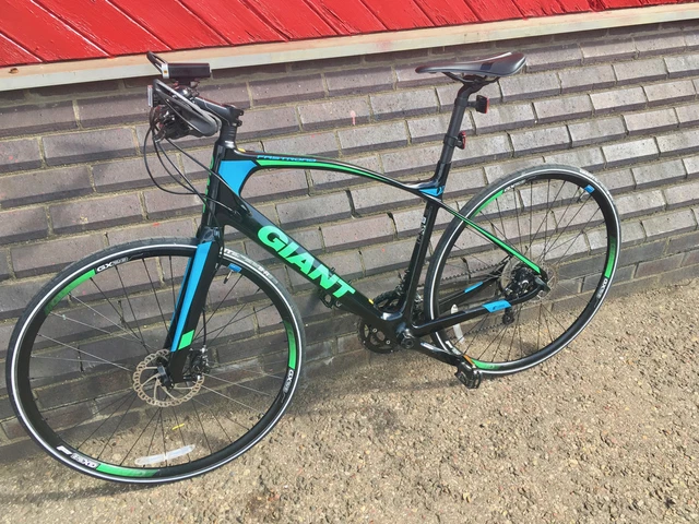 GIANT FASTROAD COMAX Full Carbon Hybrid Fitness Bike Size M/L + Extras  749.99 - PicClick UK
