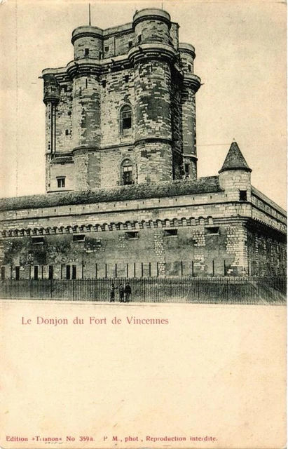 CPA AK VINCENNES Le Donjon du Fort de VINCENNES (672153)