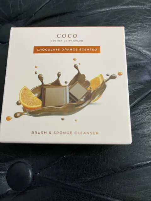 Coco Cosmetics By Chloe Chocolate Orange Brush And Sponge Cleanser Bnib