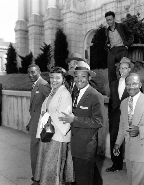 Martin Luther King Jr With Wife Coretta Scott King 8X10 Glossy Photo Image #2
