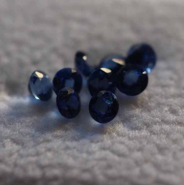 Saphir bleu rond (calibré), 2,20 mm