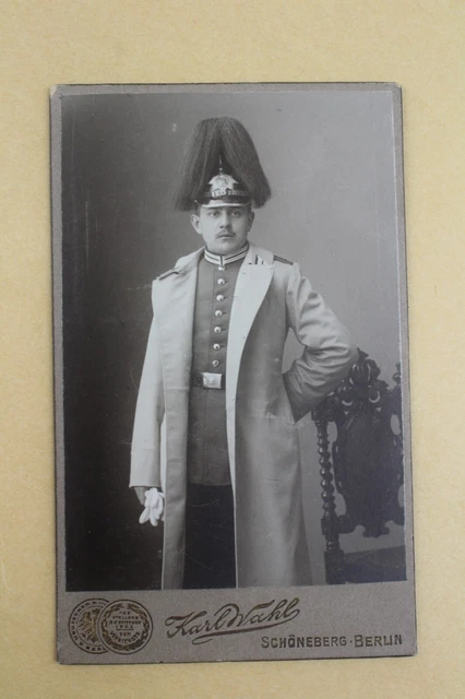 CDV Foto Soldat Offizier Pickelhaube Sachsen Garde Leibregiment