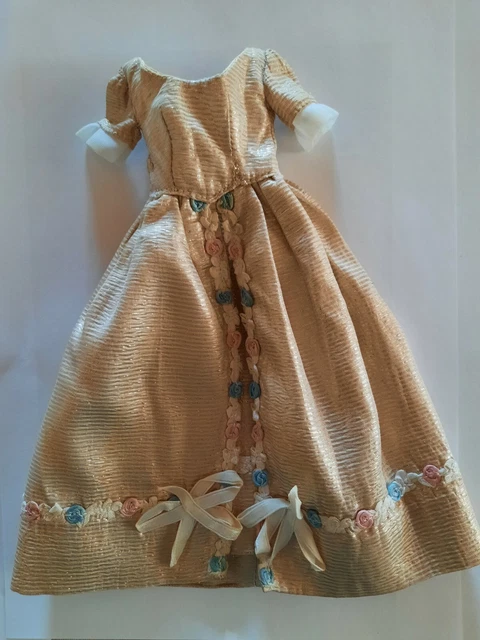 Tenue vintage Miss France poupée TRESSY AC / BELLA