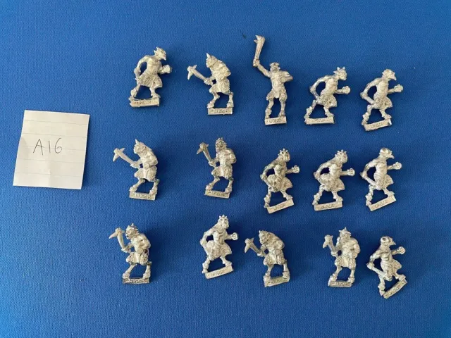 A16 Warhammer Beastmen Metal Ungors with Spears and Standard Bearer (x15)