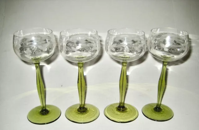 4 original Jugendstil Gläser Weingläser mit Schliff  Peter Behrens Form  um 1900